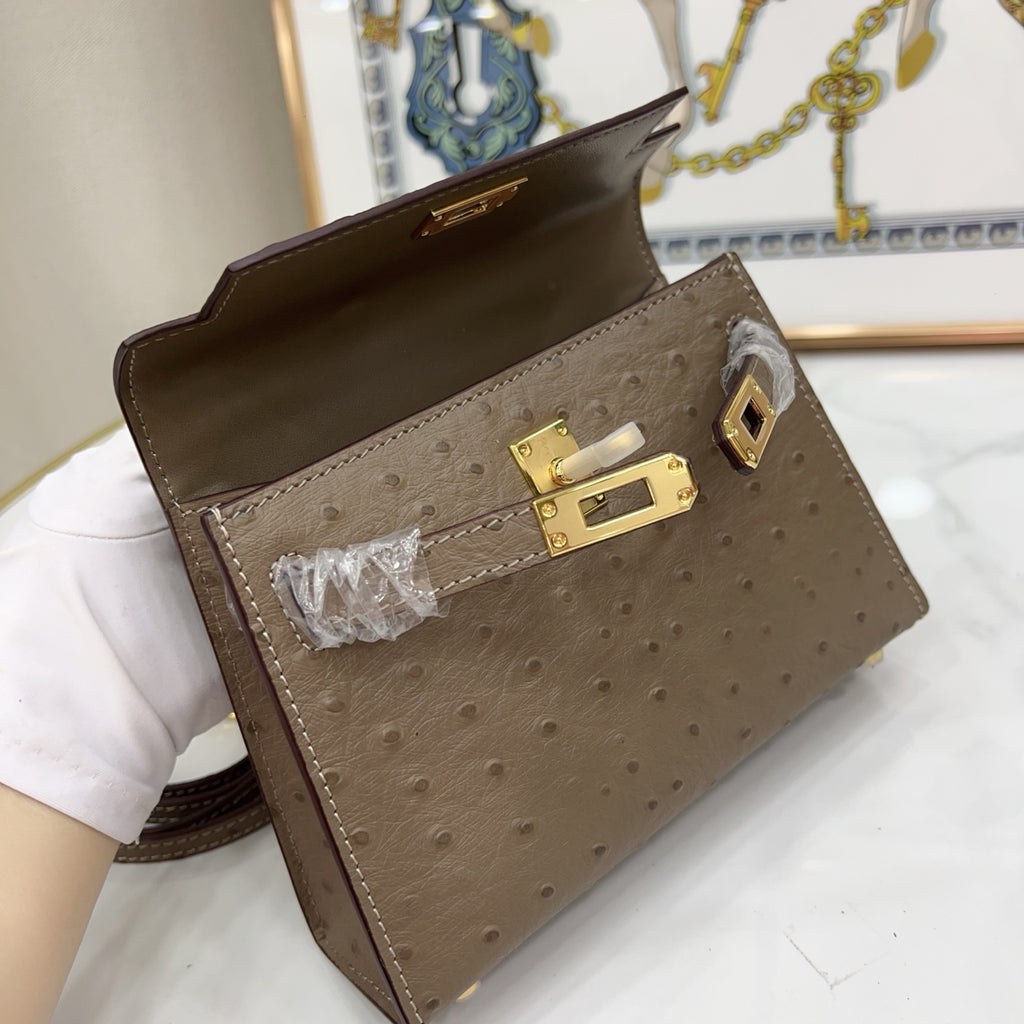 Mini Kelly II 19cm Sellier Etoupe Ostrich Gold Hardware Designer Mini Shoulder Purse