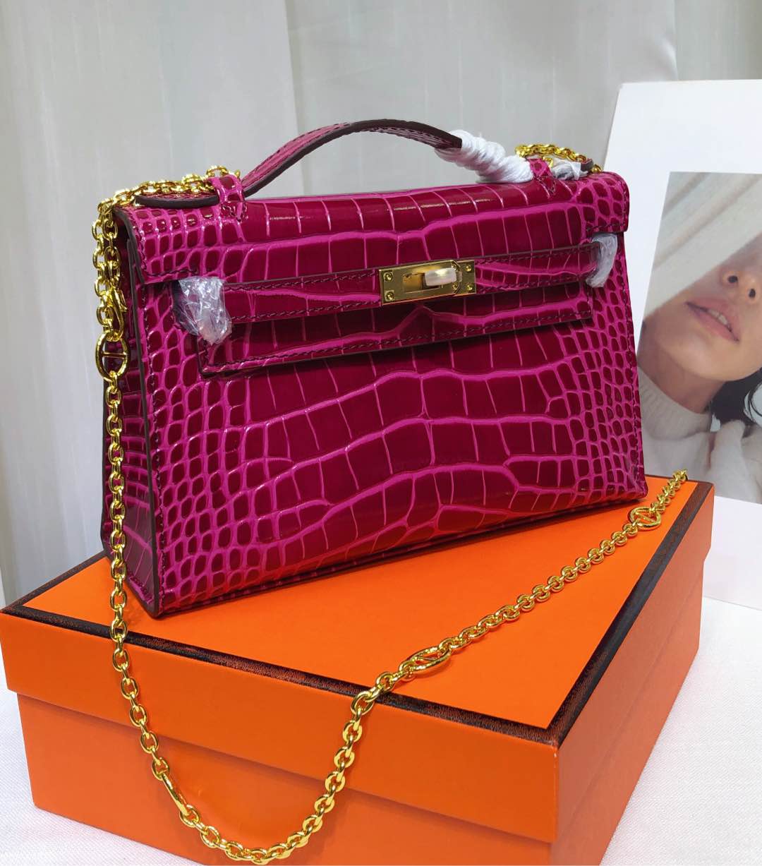 Kelly Pochette Fuchsia Shiny Niloticus Crocodile Leather Gold Hardware Women Clutch Bag