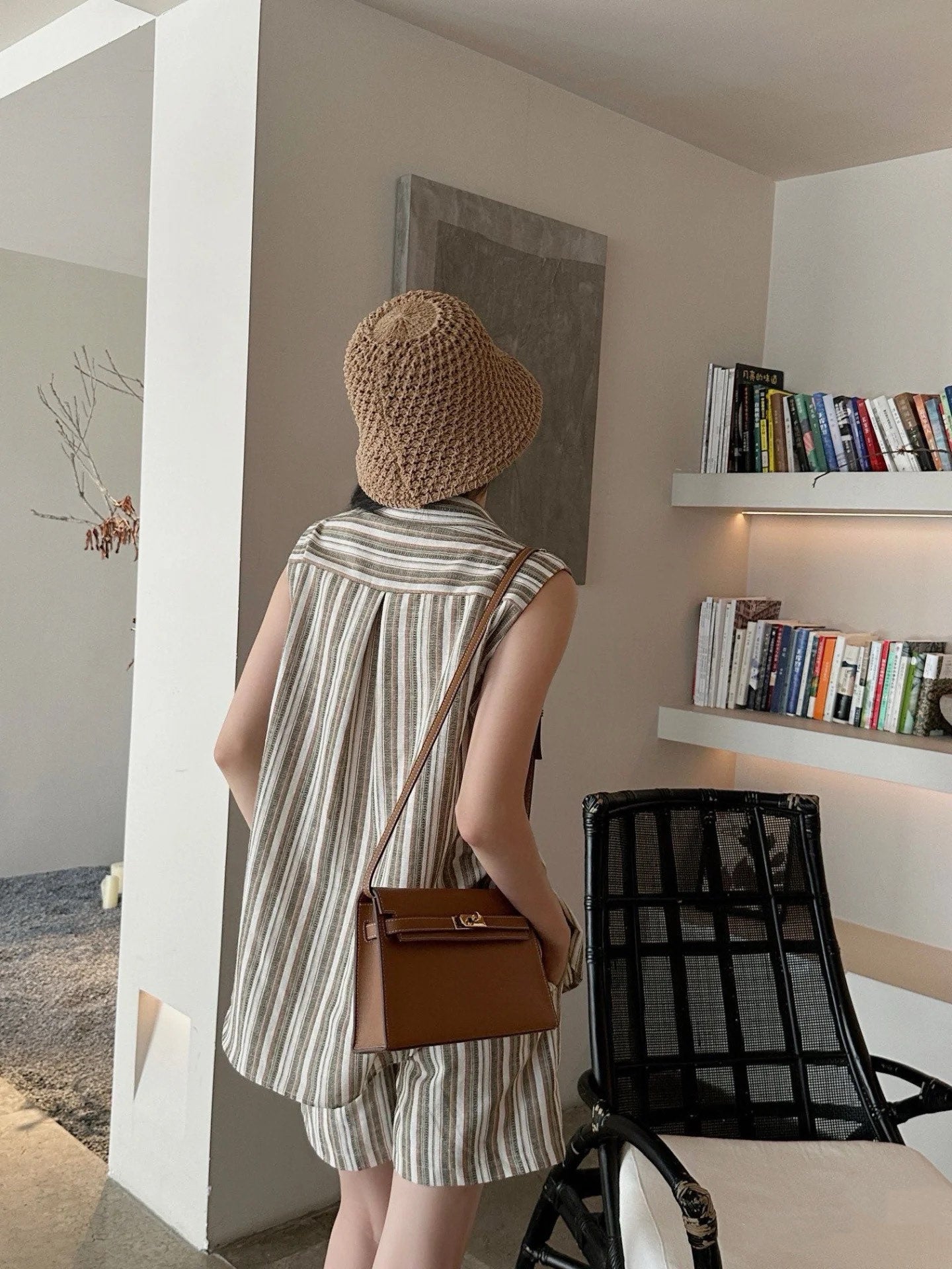 Kelly Elan 25 Top-Grain Leather Goat-Pattern Underarm Baguette Bag – Gold Buckle, Coffee Brown, 25×6.5×15cm