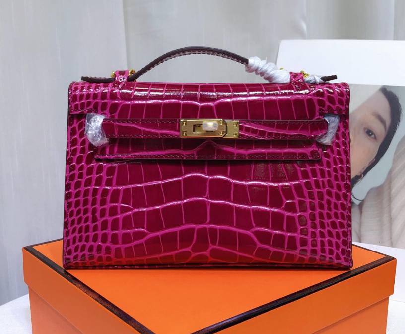 Kelly Pochette Fuchsia Shiny Niloticus Crocodile Leather Gold Hardware Women Clutch Bag