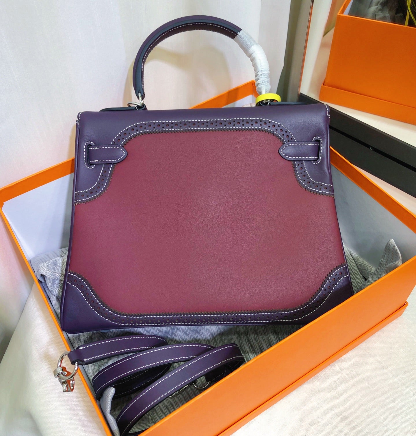 Kelly Sellier Ghillies 28cm Bordeaux & Marron Foncé Barenia Leather Palladium Hardware Women Handbag