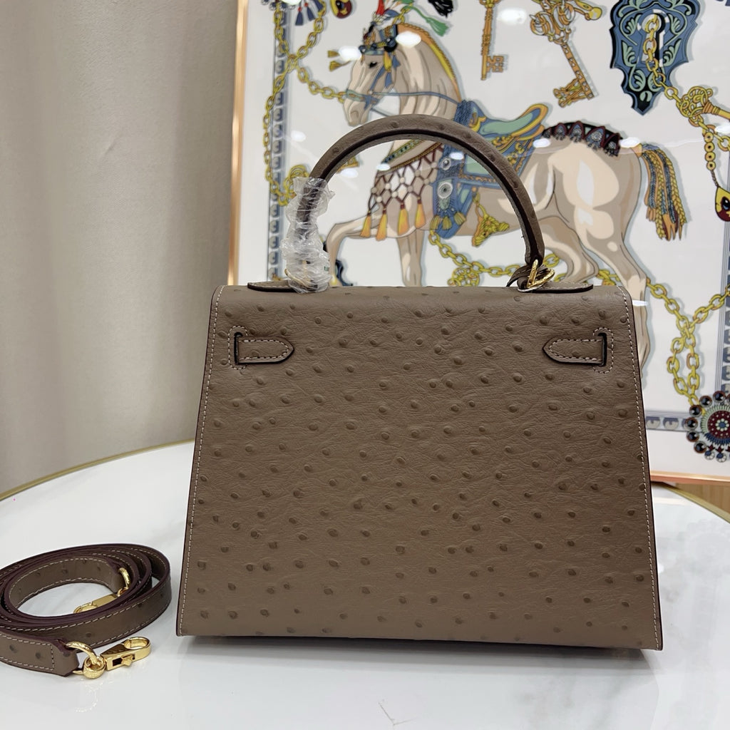 Hermès Kelly Sellier 25 Ostrich Etoupe Gold Hardware