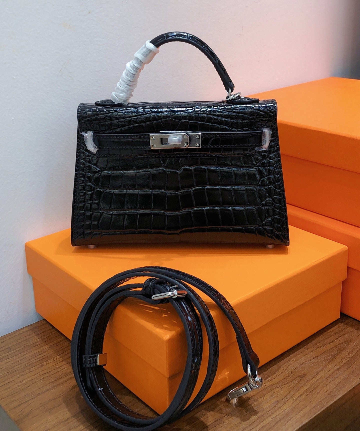 Kelly Sellier 19cm Noir Shiny Crocodile Leather Gold Hardware & Palladium Hardware Women Handbag